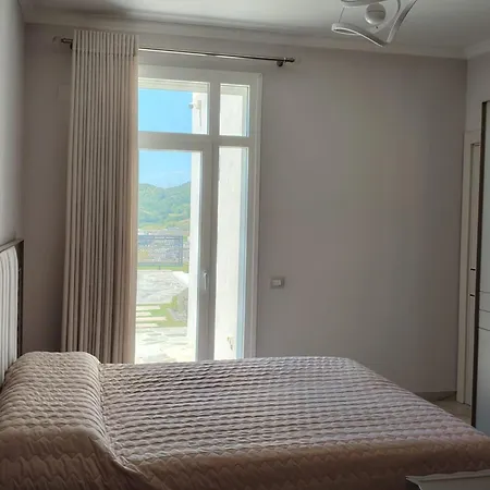 Villa Timi - Modern With Private Pool Near Tirana *